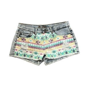 The Classic White Washed Jean Shorts Aztec Boho Cut Off Distressed Medium